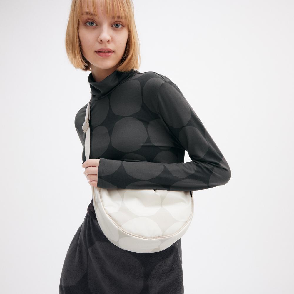 弧形迷你肩背包