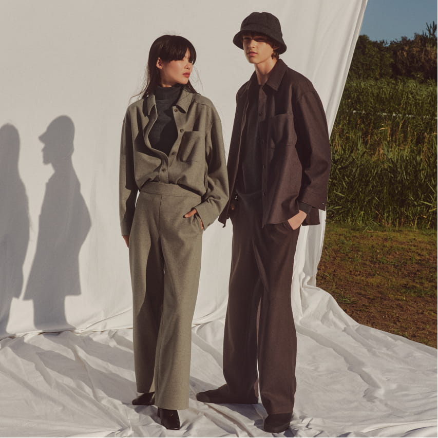 磨毛襯衫式外套．絨面長褲 