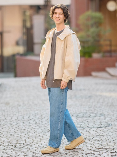 寬版直筒牛仔褲