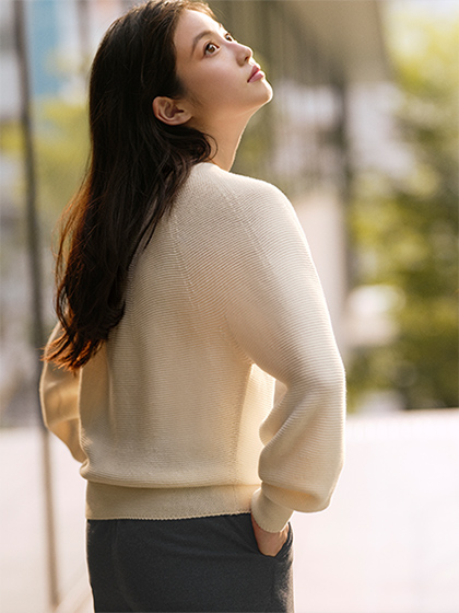 3Dコットンバルーンスリーブセーター