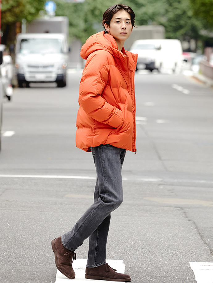 無縫羽絨連帽外套（3D剪裁）