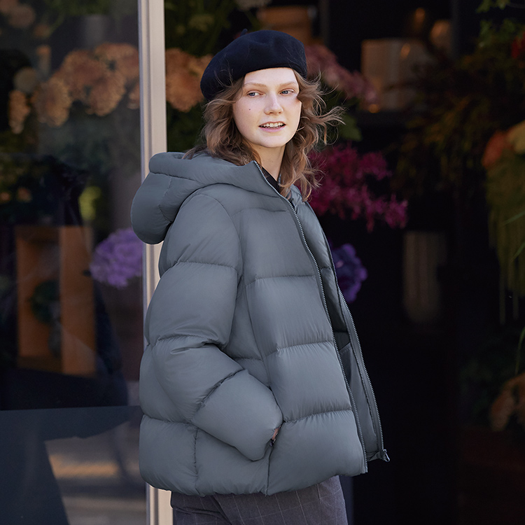 特級極輕羽絨 繭型連帽外套