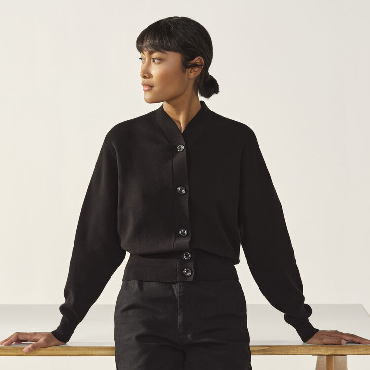 woman wearing Uniqlo U cardigan