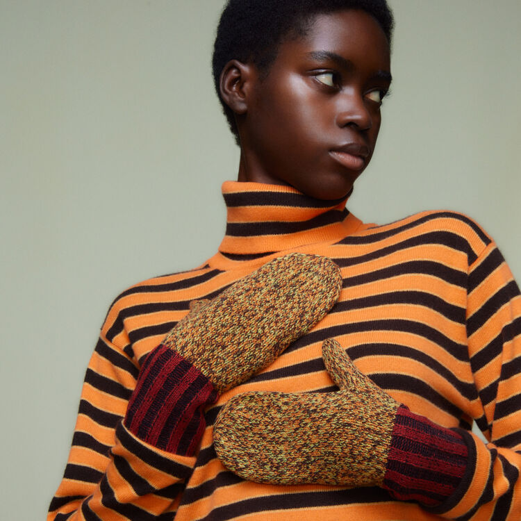 model wearing UNIQLO and MARNI mittens