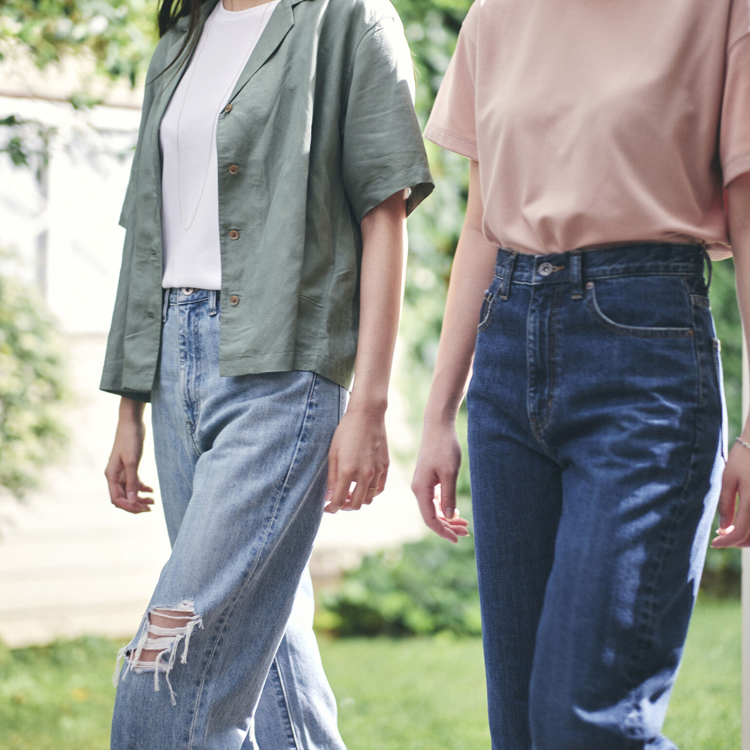 women wearing UNIQLO mom jeans