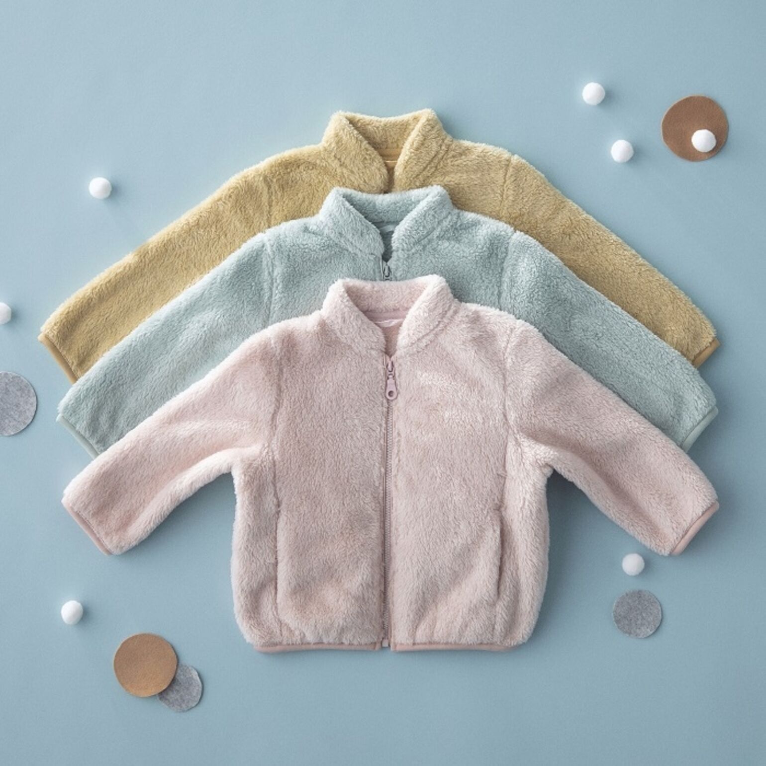 uniqlo fleece sweater
