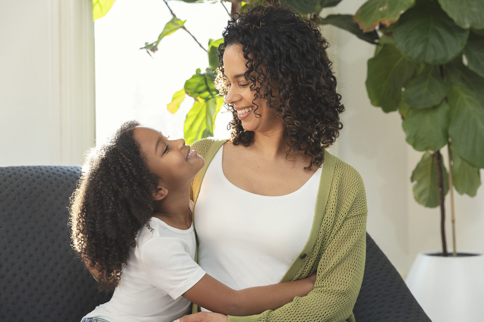 woman and child wearing UNIQLO AIRism