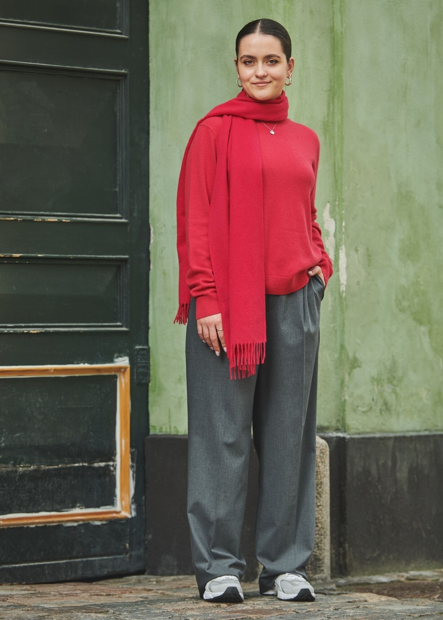 uniqlo cashmere shawl