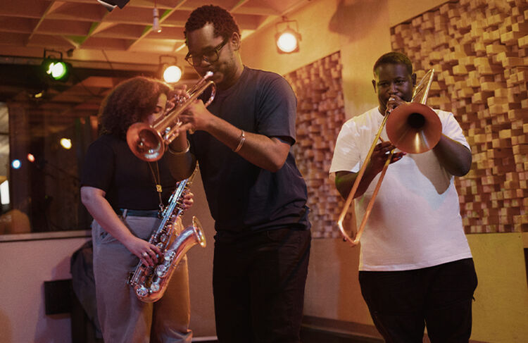 yelfris and jazz musicians