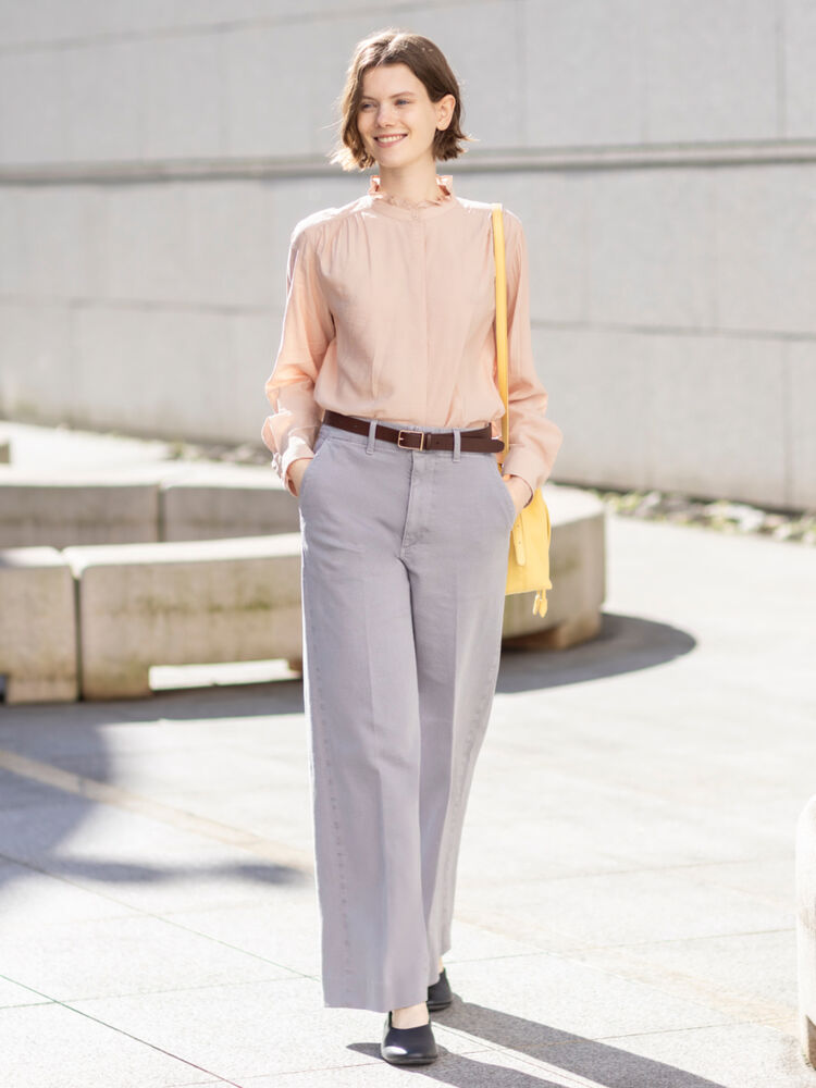 Phối đồ Tết đẹp, thời trang, thanh lịch đi chơi, đi dạo phố với áo sơ mi kiểu