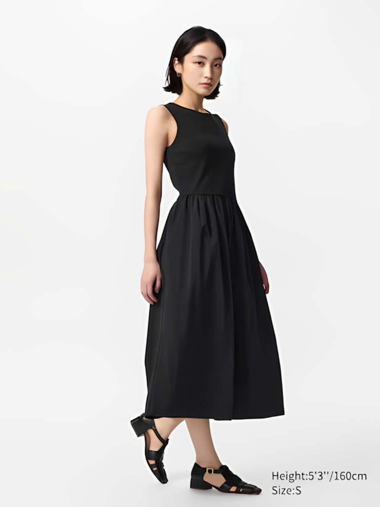 Phối đồ Tết đi chơi với đầm kiểu màu đen sang trọng, tinh tế