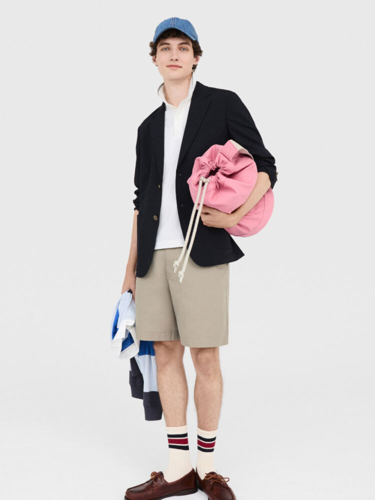 Phối đồ đi chơi Tết cho nam cực kỳ thời thượng với áo khoác blazer