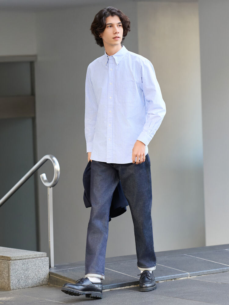 Cách phối đồ nam đẹp theo dáng người gầy với áo sơ mi và quần jeans