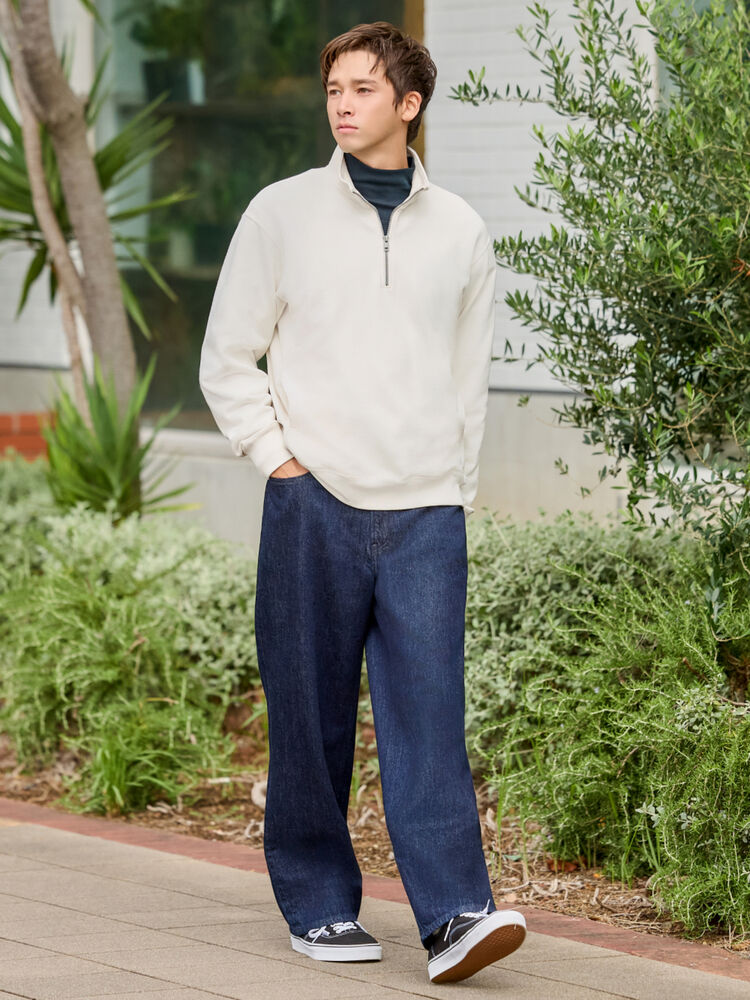 Phối đồ nam tối giản theo phong cách Minimalism với quần jeans