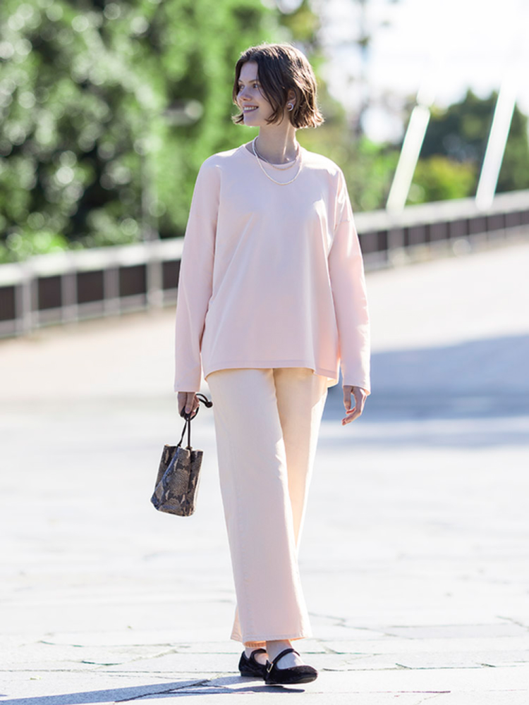 Phối màu kem và màu hồng đẹp, nữ tính, nhẹ nhàng