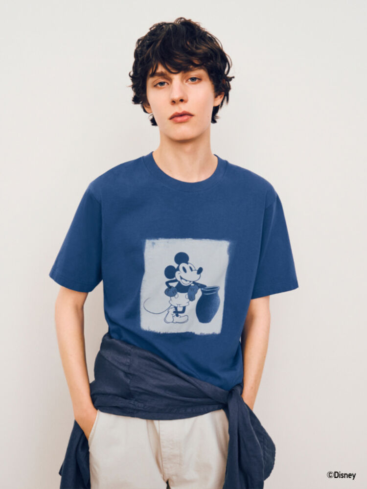 Màu xanh dương biểu tượng cho sự yên bình, điềm tĩnh và hoà bình