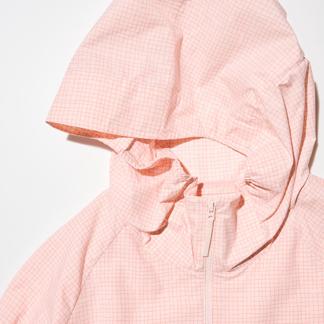 Màu hồng phối với màu gì đẹp? Gợi ý các cách mix đồ với màu hồng