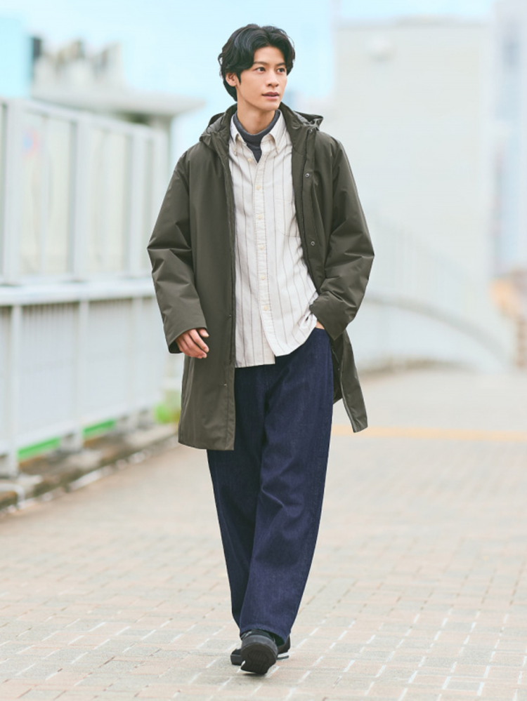 Phối áo khoác oversize với quần jeans ống rộng đẹp chuẩn phong cách Y2K