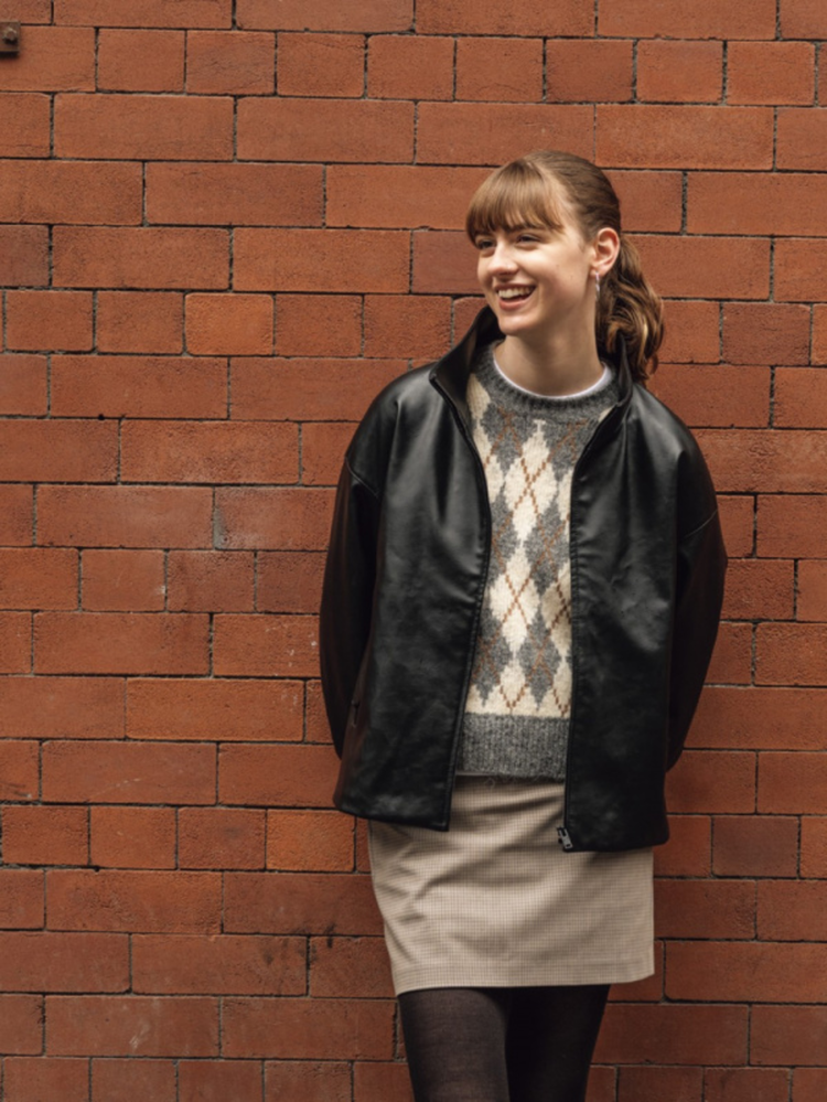 Phong cách Aesthetic Grunge mang tinh thần nổi loạn, phóng khoáng