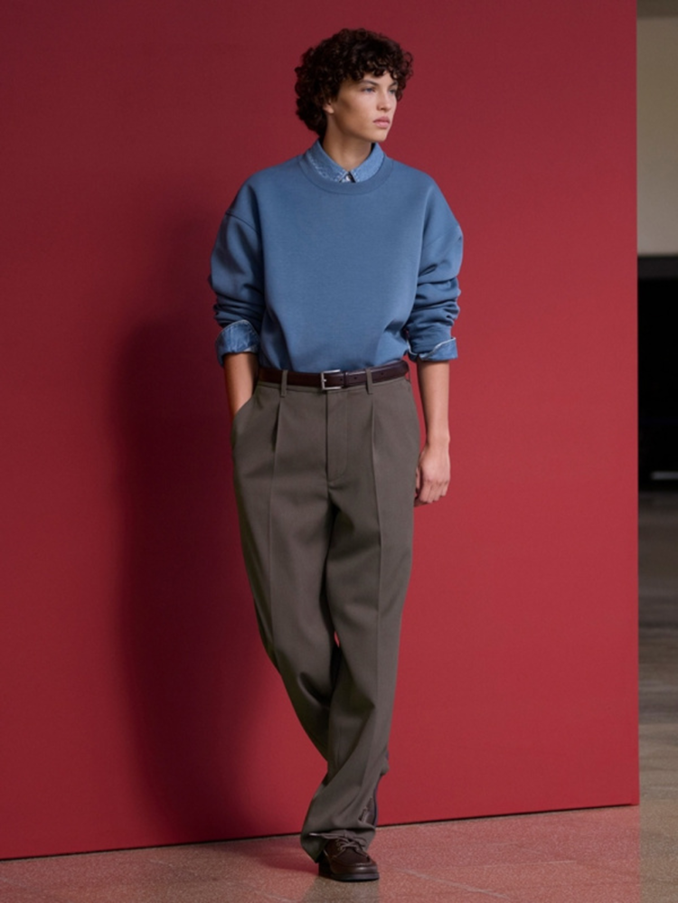 Mẫu phối đồ màu nâu đất và tone màu lạnh đẹp, sang trọng và thanh lịch