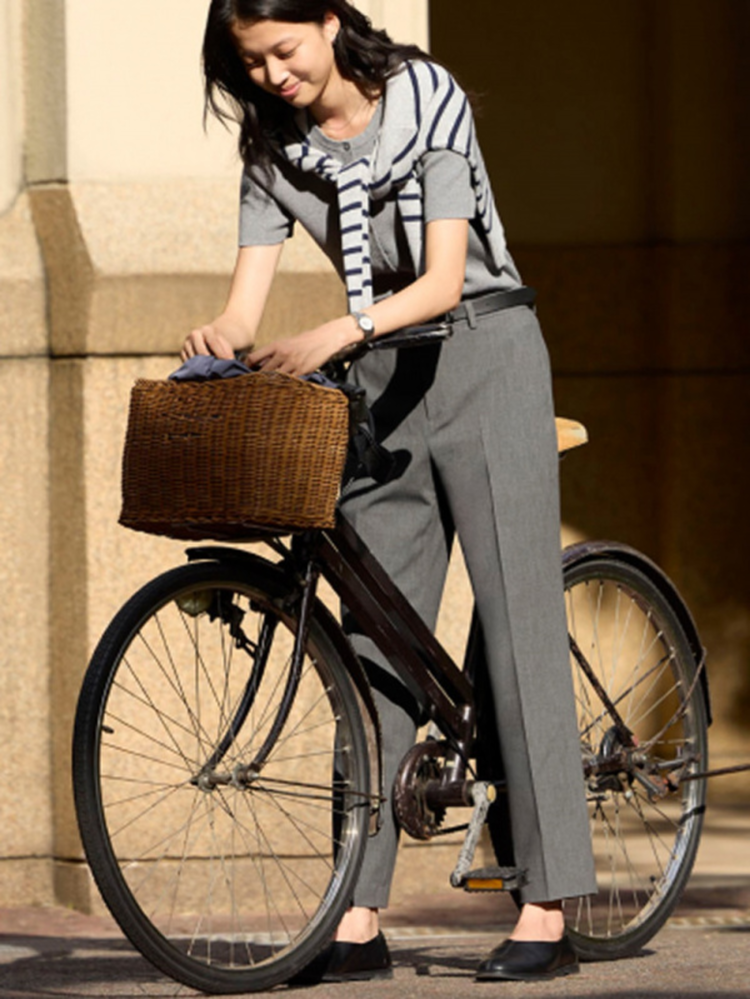 Quà tặng sinh nhật cho nữ tinh tế và ấm áp với chiếc khăn choàng thời trang 