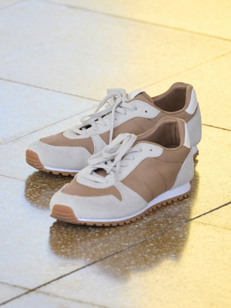 Giày thời trang là món quà tặng sinh nhật dành cho nam có tính ứng dụng cao và dễ phối đồ