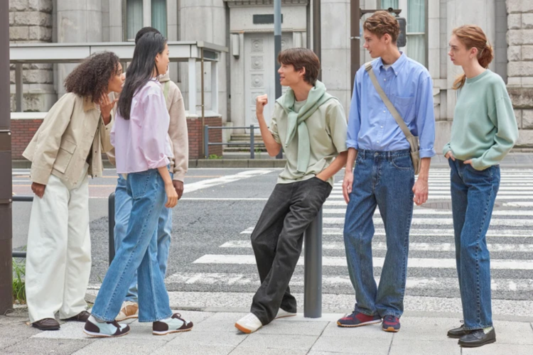 Fit trong du lịch là thuật ngữ chỉ khách du lịch tự do, khách lẻ