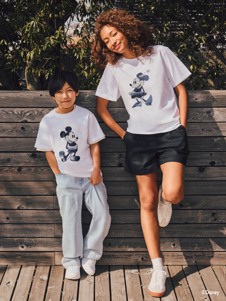 Classic fit là kiểu dáng quần áo được thiết kế suông, rộng rãi