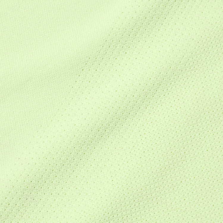 Vải polyester là loại vải tổng hợp có thành phần chính từ than đá, dầu mỏ và không khí