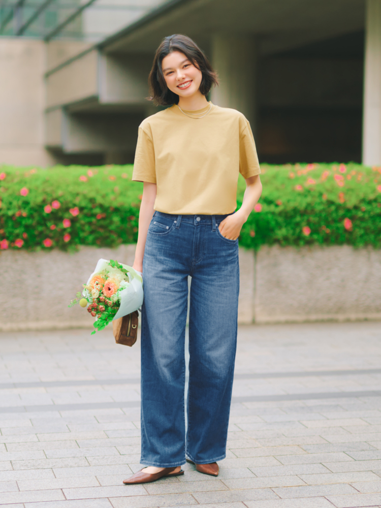 Khi phối đồ với quần jeans ống rộng, cần lưu ý đến kiểu dáng và chiều dài phải phù hợp với vóc dáng của bạn