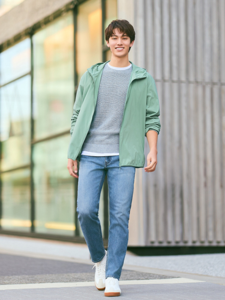 Mẫu phối đồ đẹp, năng động với quần skinny jeans và áo thun