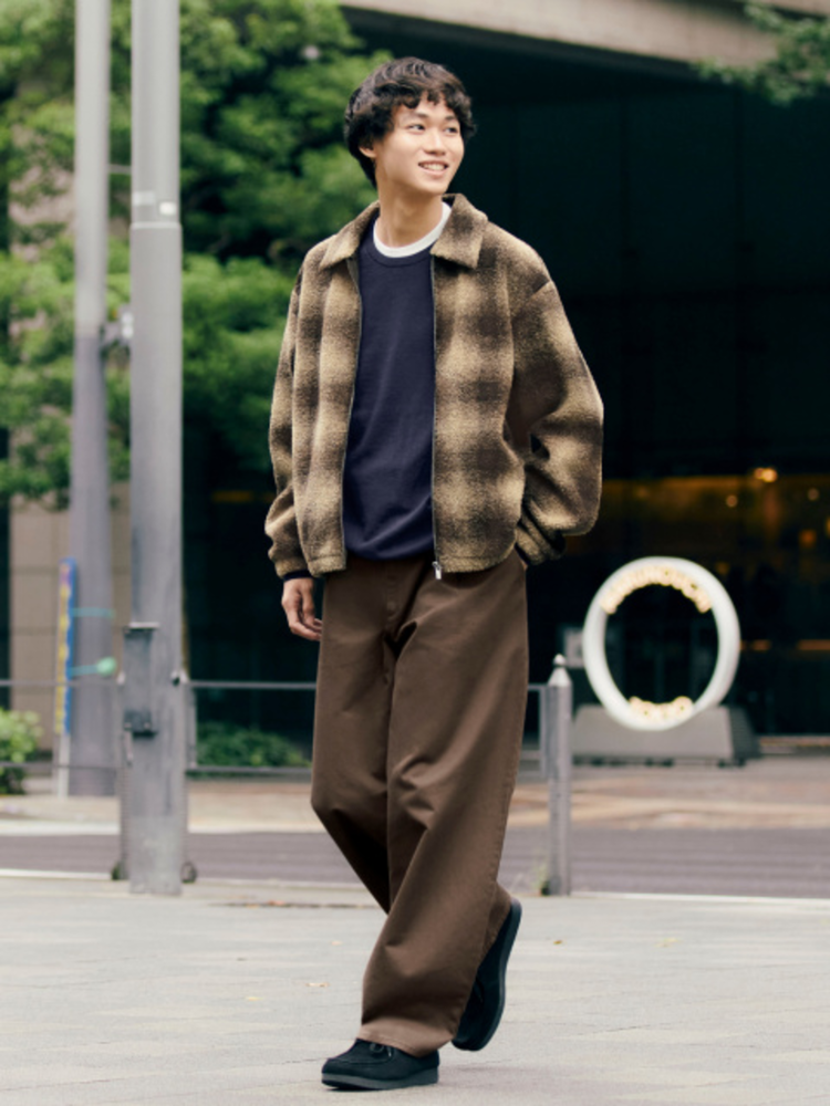 Phối nhiều lớp trang phục giúp giữ ấm hiệu quả và tạo điểm nhấn cho outfit mùa đông