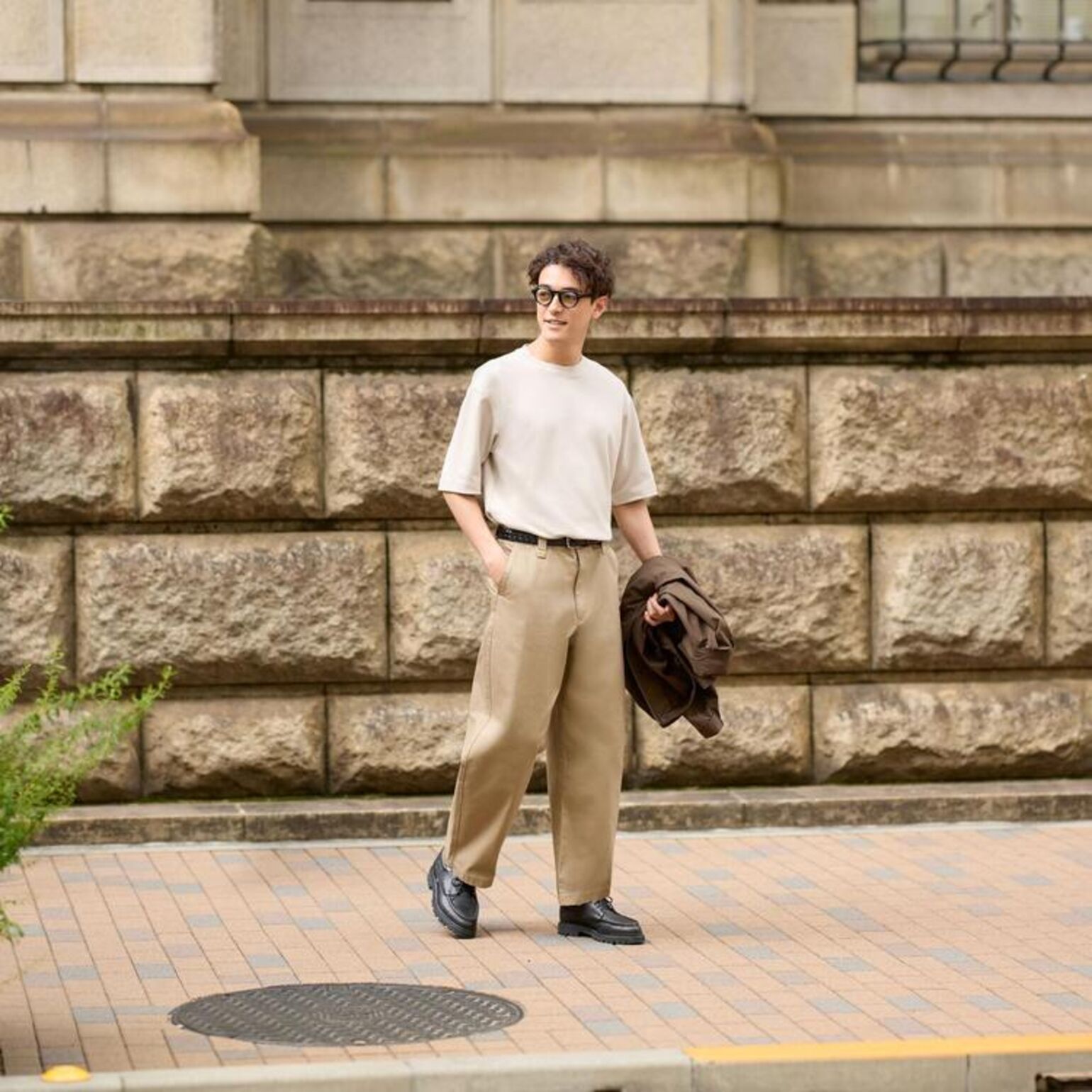 Phối đồ với quần ống rộng nam mùa hè mang phong cách và thoải mái 