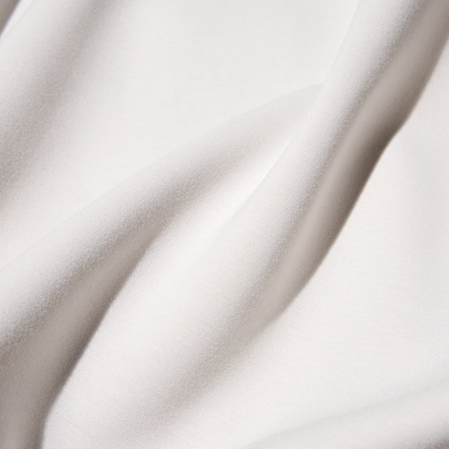 Vải nỉ có độ bền cao, ít bị phai màu, ít nhăn