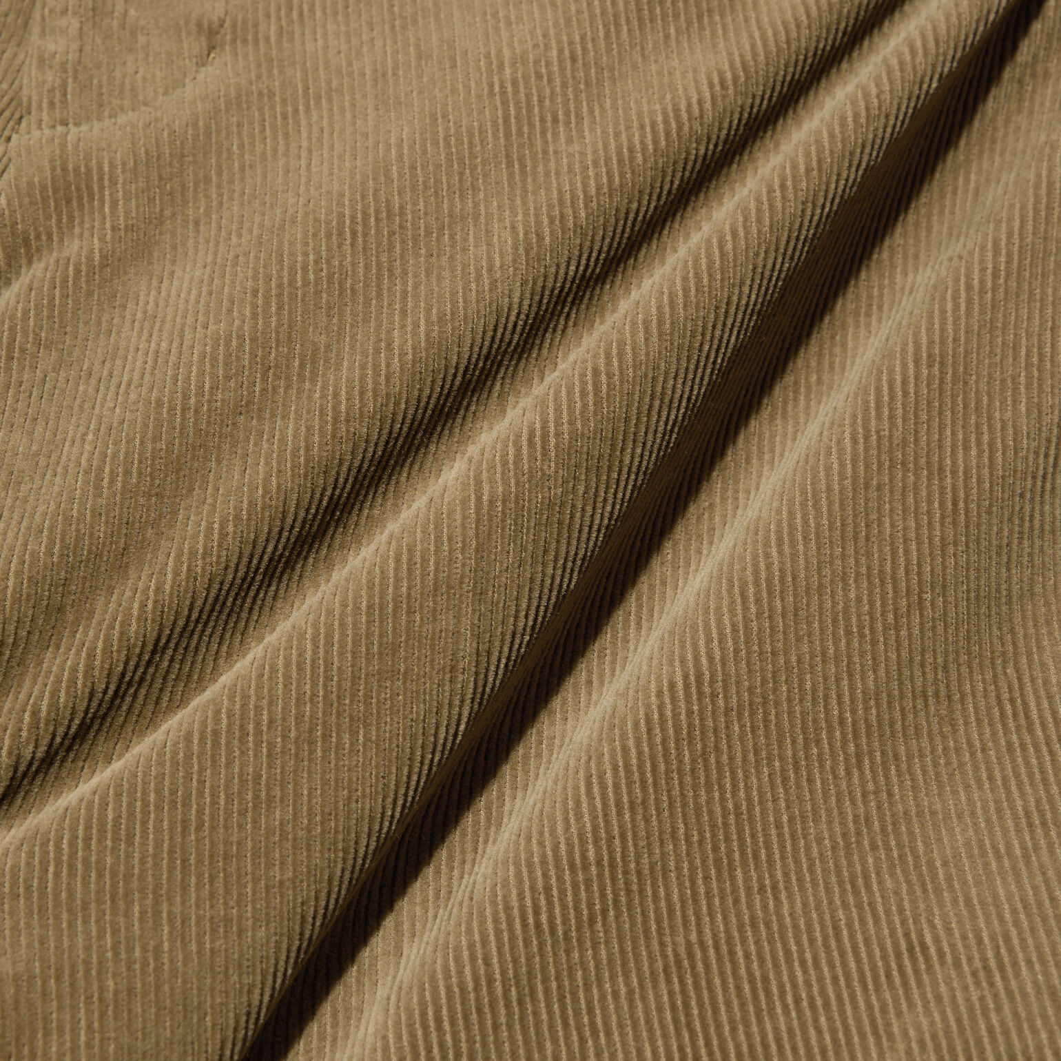 Vải cotton Nhung giúp tôn lên vẻ đẹp thời thượng cho người mặc