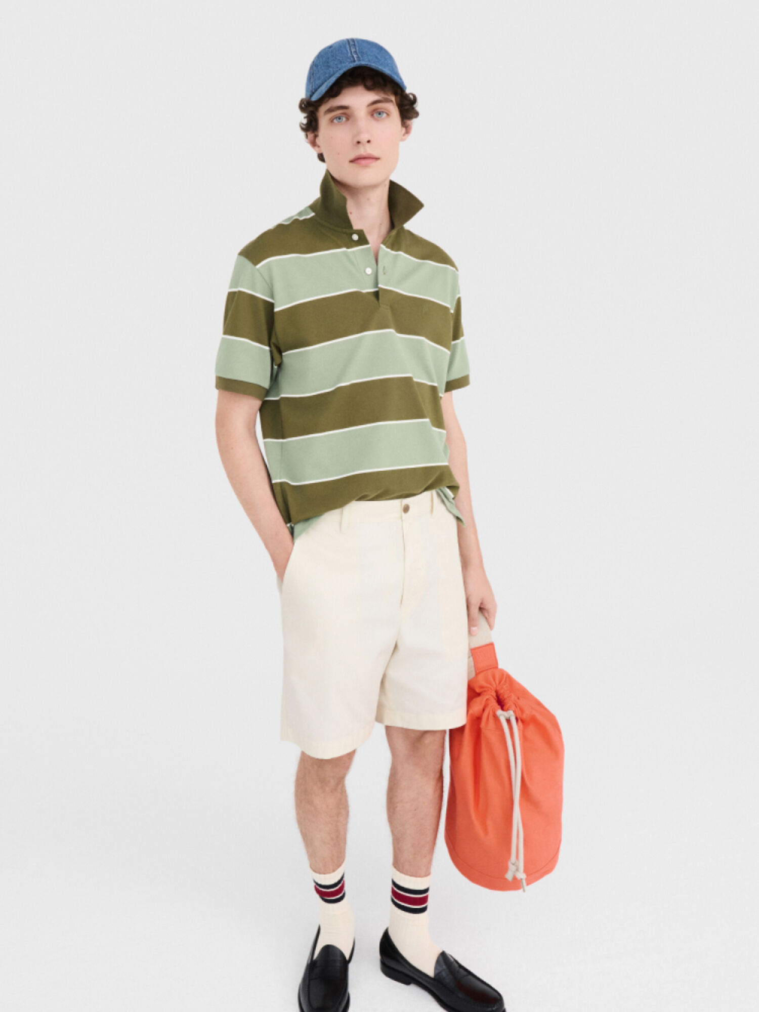 Phối đồ đi chơi Tết cho nam với áo polo đẹp, thu hút 