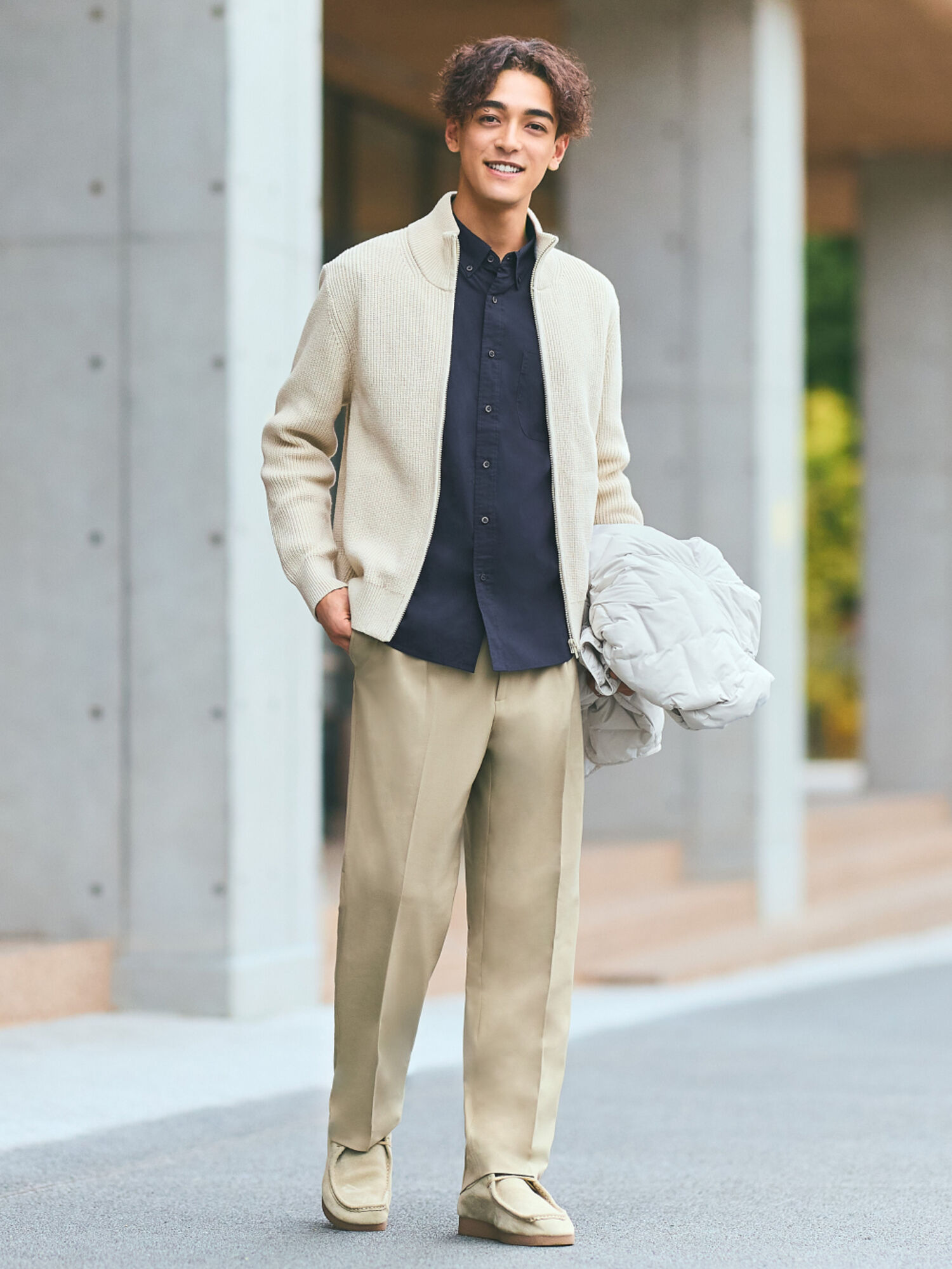 Khi phối đồ nam, cần lưu ý chọn các chất liệu thoáng mát, mềm mại và bền đẹp