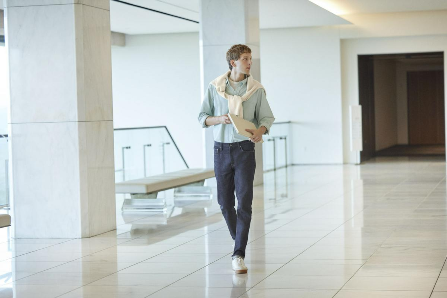 Phối đồ nam đi tiệc sinh nhật nổi bật, thoải mái 