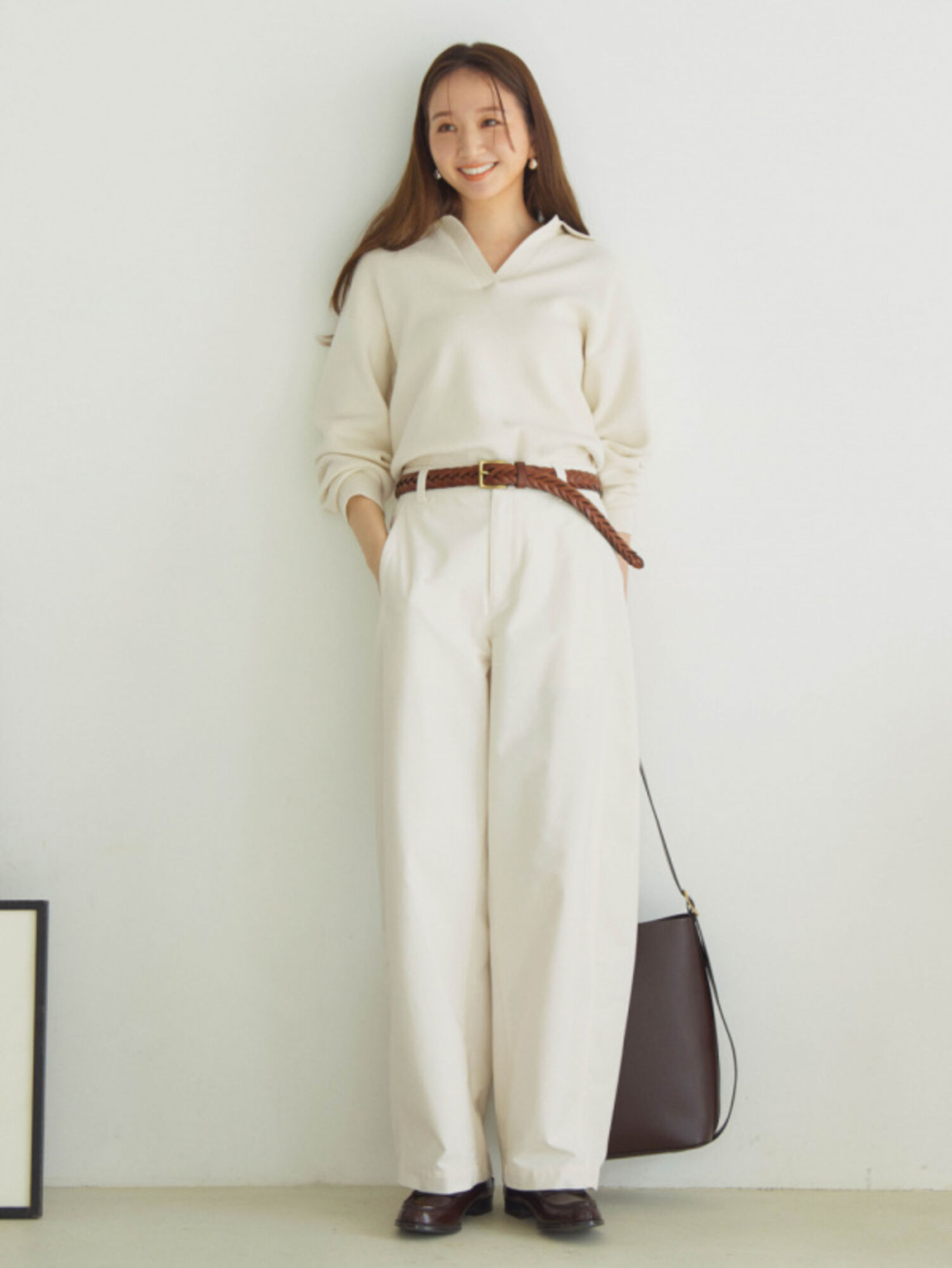 Màu kem nhạt là tông màu sáng, tạo nên vẻ ngoài tinh tế, nhẹ nhàng