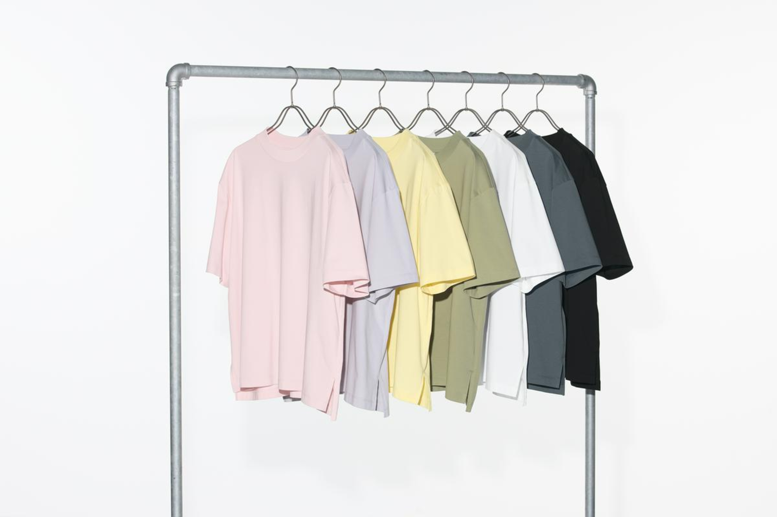 Màu pastel là những gam màu nhạt, nhẹ nhàng với độ bão hòa thấp