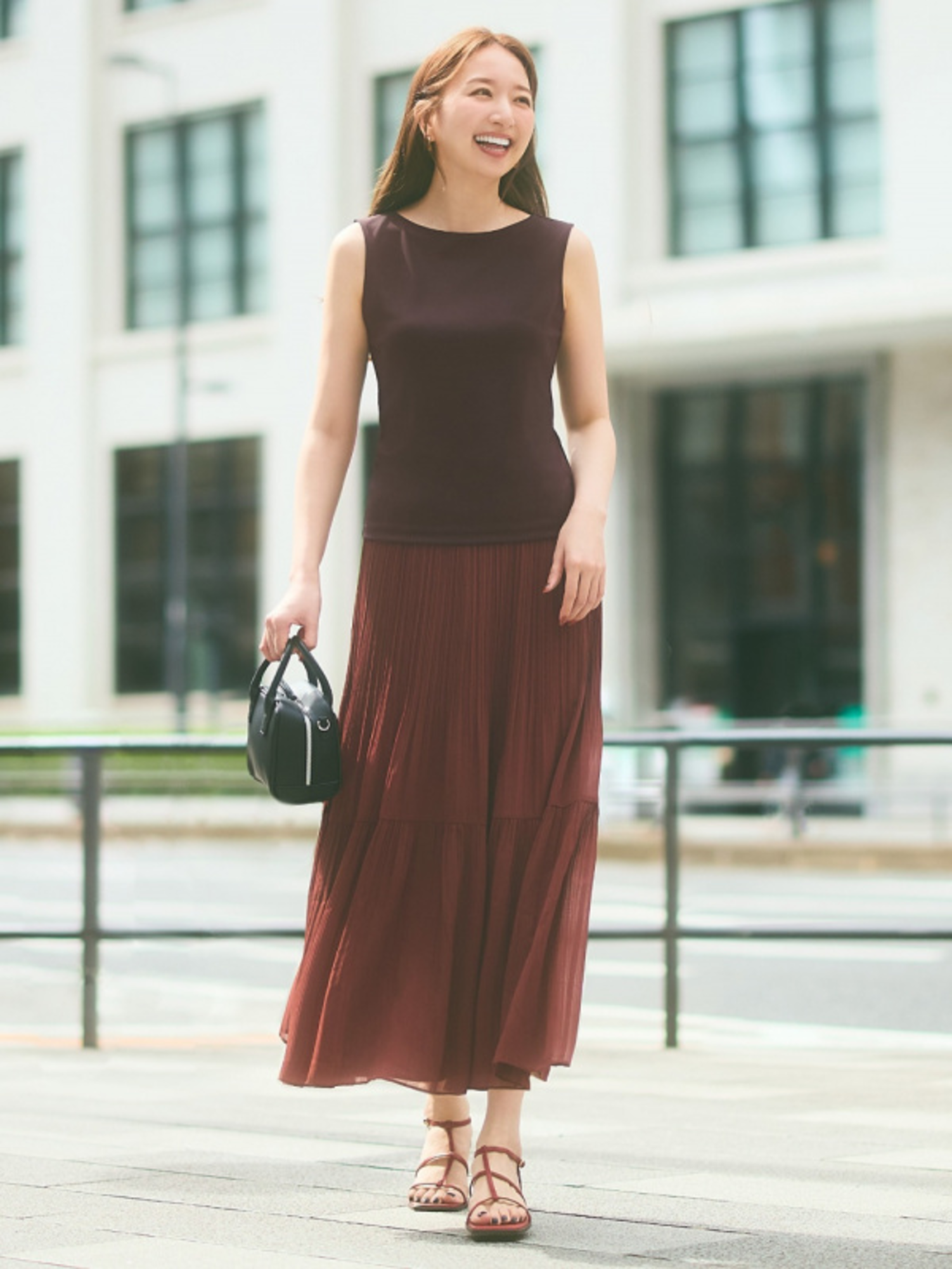 Outfit dự tiệc là bộ trang phục được phối hợp một cách chỉn chu, sang trọng