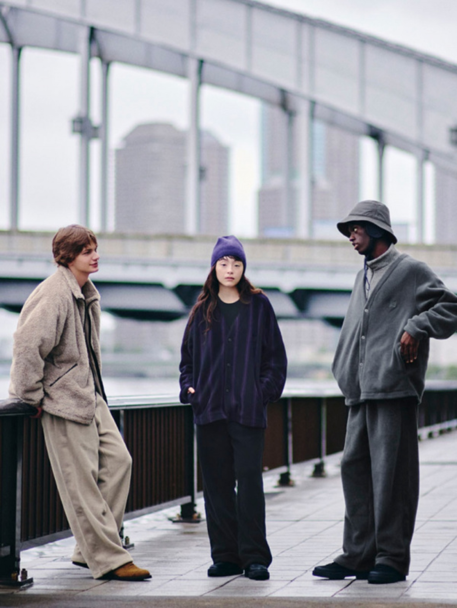 Phong cách Rugged Casual mang tinh thần bụi bặm và phóng khoáng