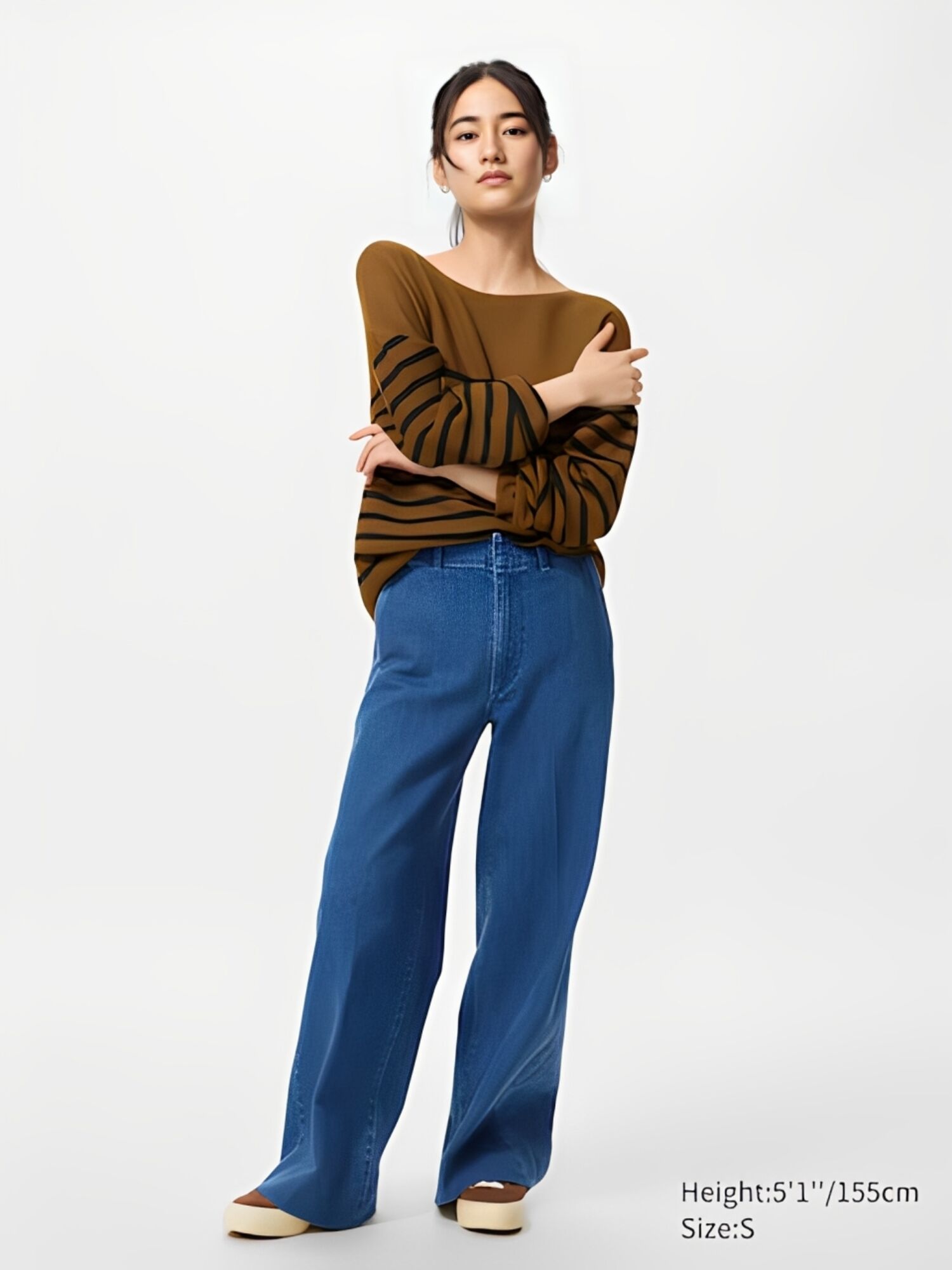 Phối đồ Retro cùng áo thun họa tiết cùng quần jeans đẹp, cá tính