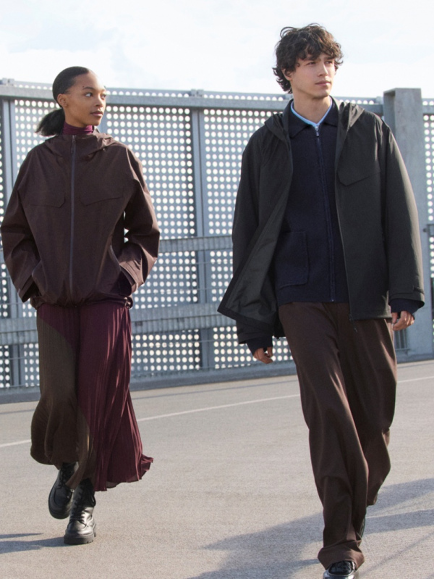 Phối đồ đẹp, thời trang cùng đồ đôi phong cách Unisex 