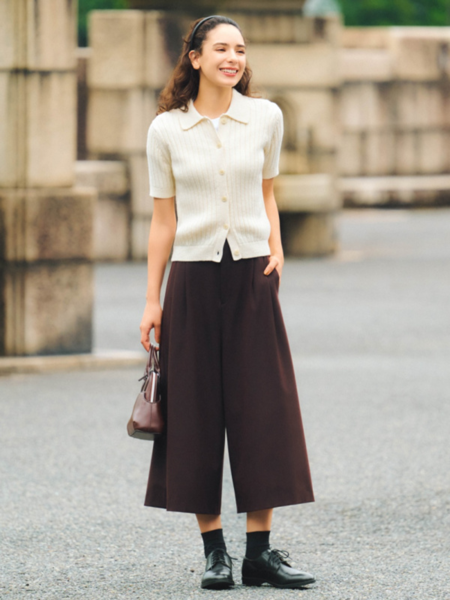 Emo aesthetic là phong cách gắn liền với cảm xúc cá nhân mạnh mẽ