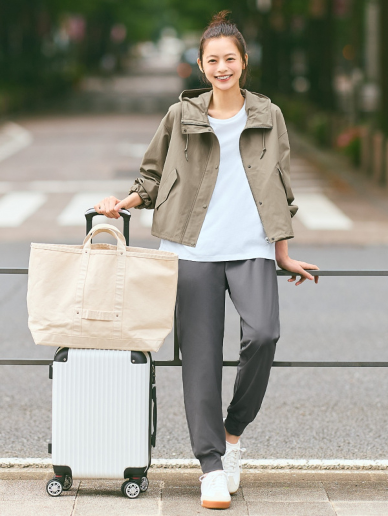 Phong cách VSCO girl Aesthetic phù hợp với các cô nàng năng động và đề cao sự thoải mái