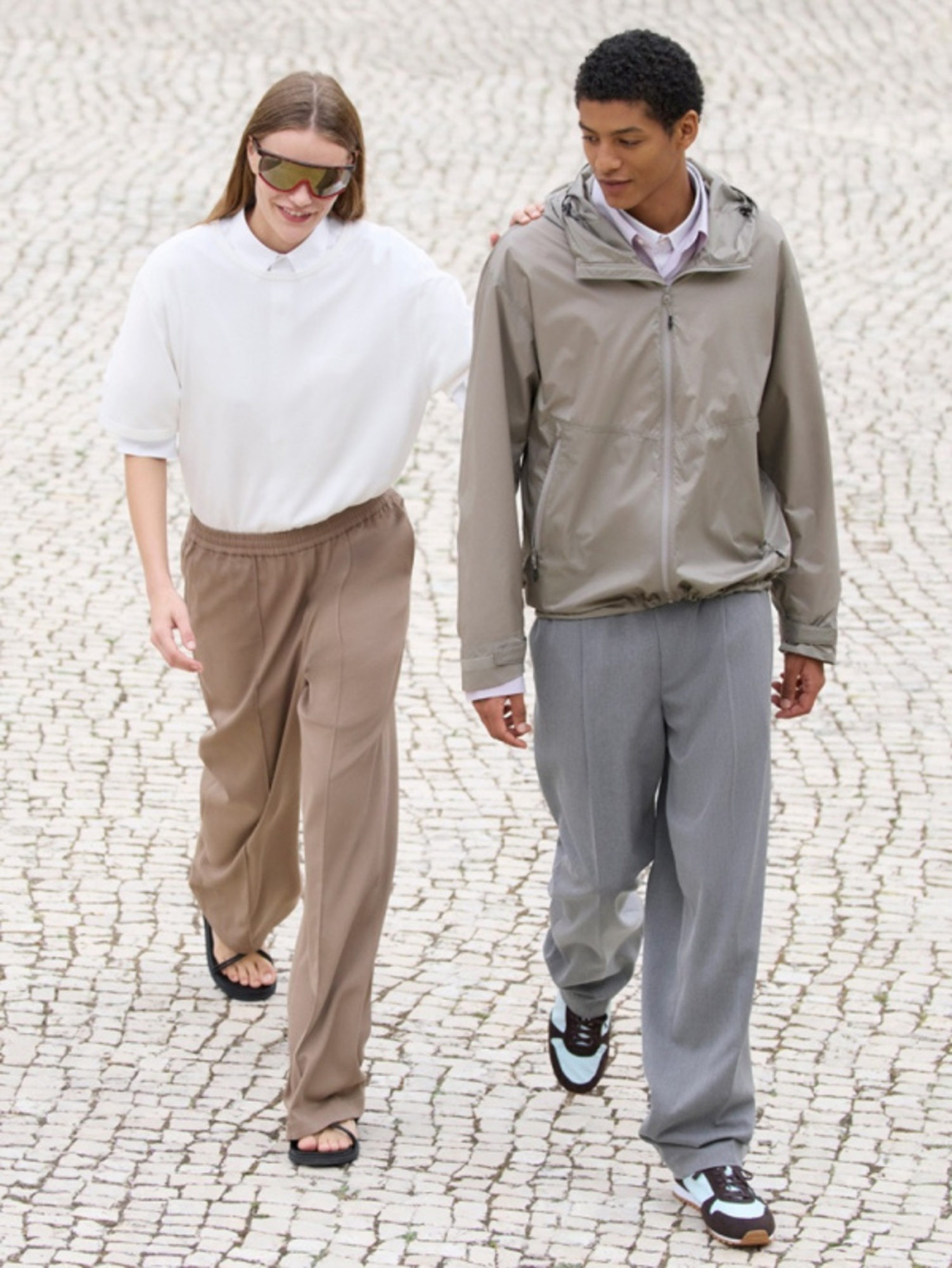 Phong cách Old Money thường xoay quanh các gam trung tính