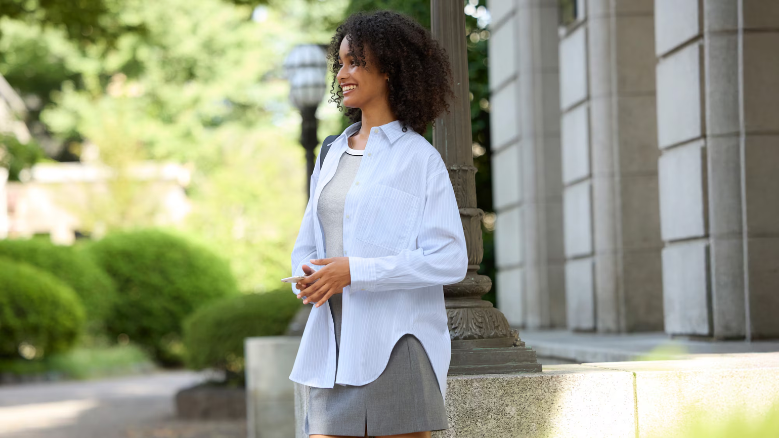 Chọn các kiểu áo sơ mi nữ Hàn Quốc phù hợp với dáng người, màu da và sở thích