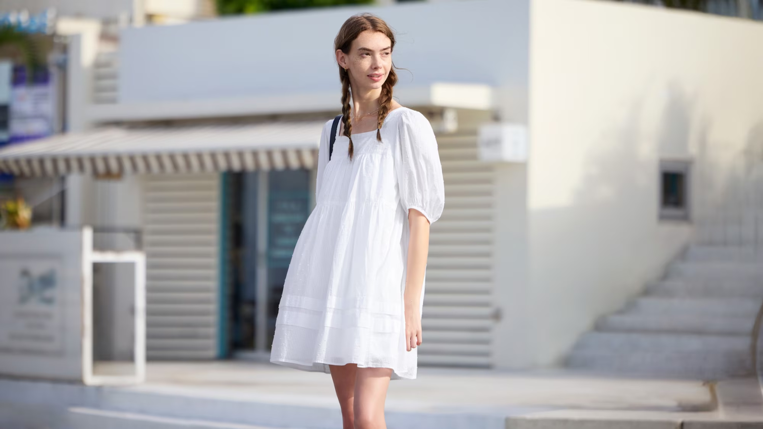 Phong cách OOTD nữ tính hướng đến vẻ đẹp dịu dàng và mềm mại