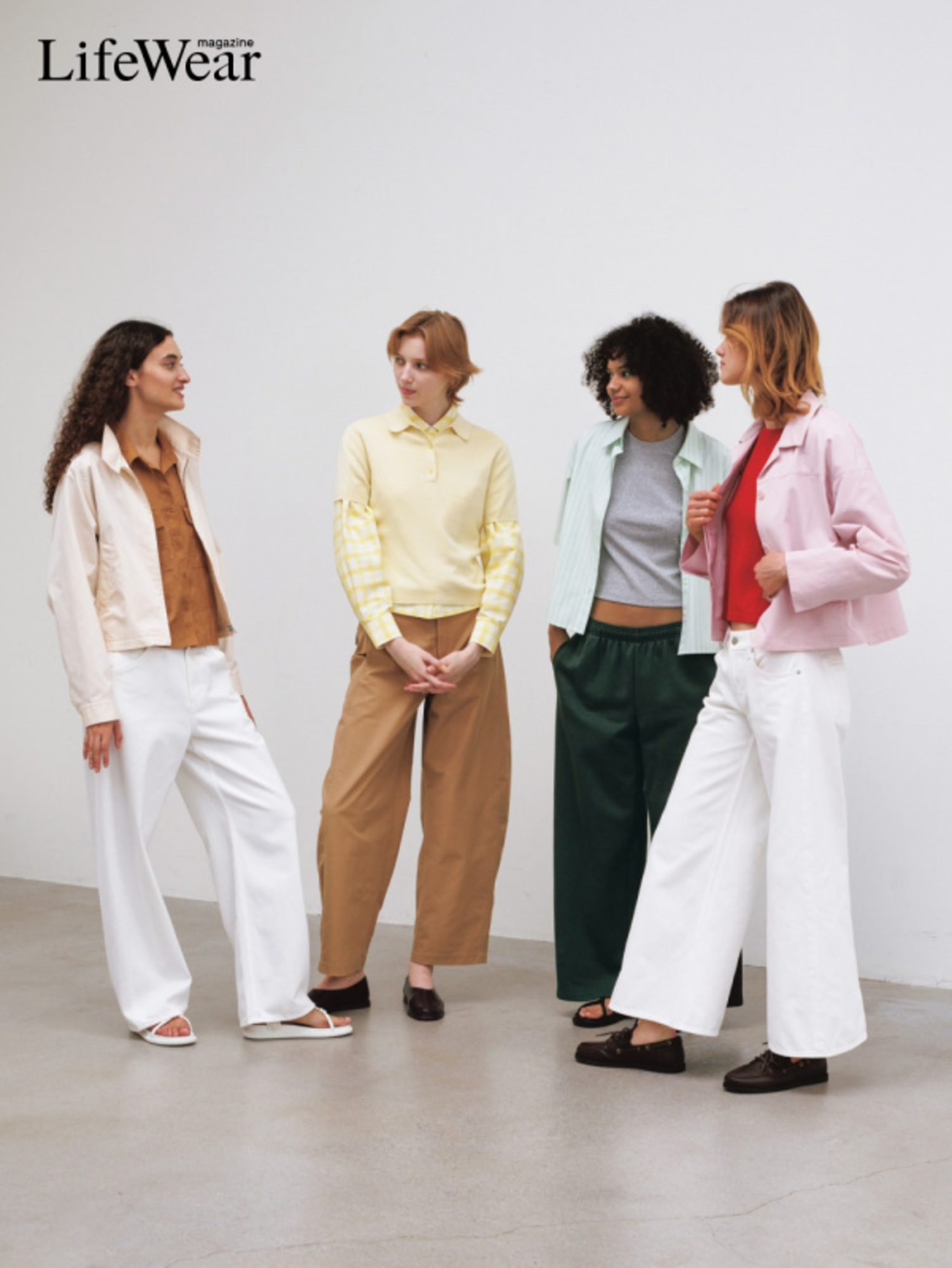 Outfit of the Month mang tính chất của một bản 